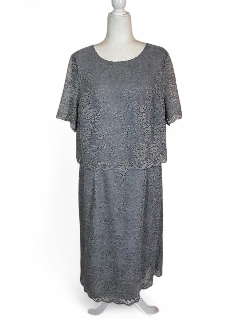 Long Tall Sally Plus Size 18 Gray Lace Sheath Dress Short Sleeve Midi Length